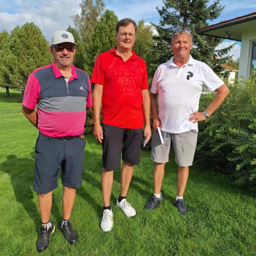 M65: Pekka Neitola (2.), Jari Rantalainen (1.) ja Kari Lauri (3.)