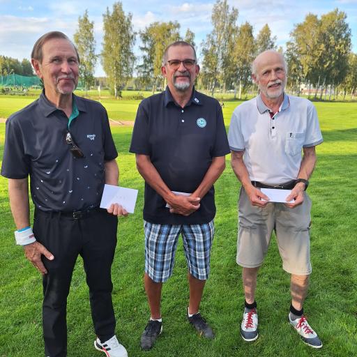 M70: Vesa T. Maukonen (2.), Mikko Koivunen (1.) ja Matti Juurikka (3.)