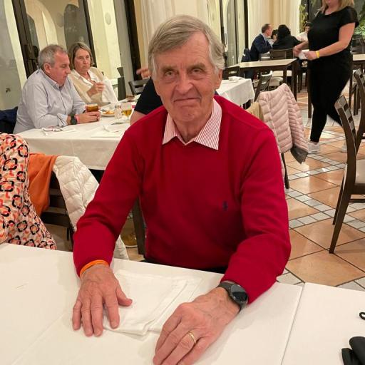  Lähimmäs lippua voittaja Pekka Heinänen.